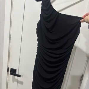 Chic One-Shoulder Black Dress